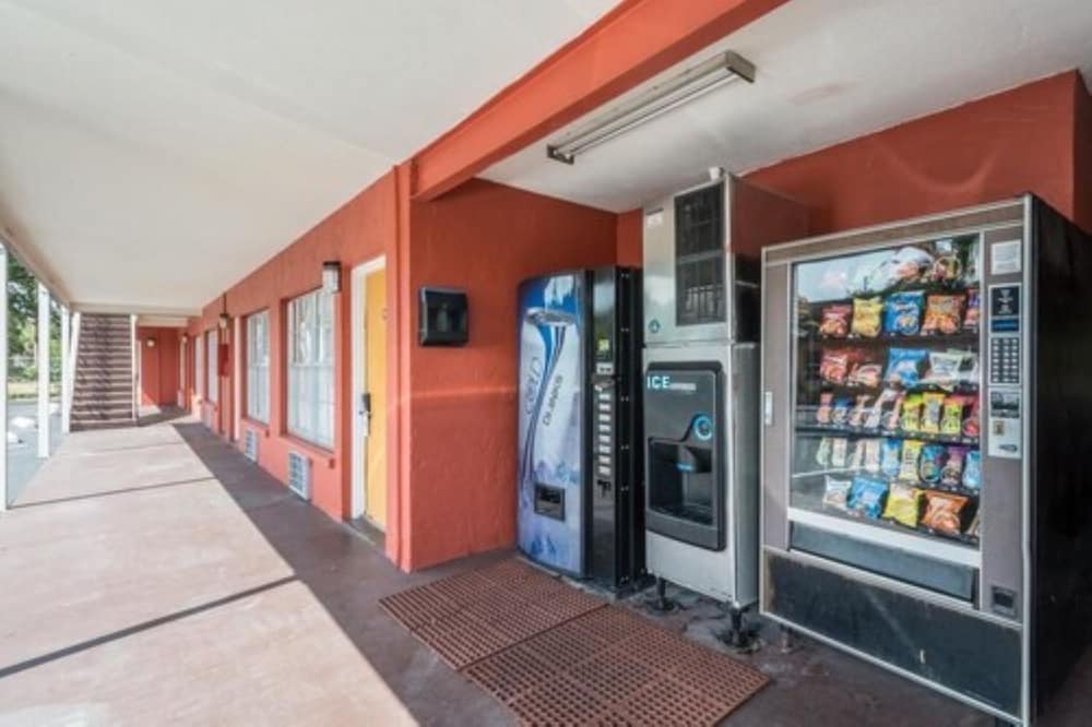 SureStay Hotel By Best Western Sarasota Lido Beach 23/33