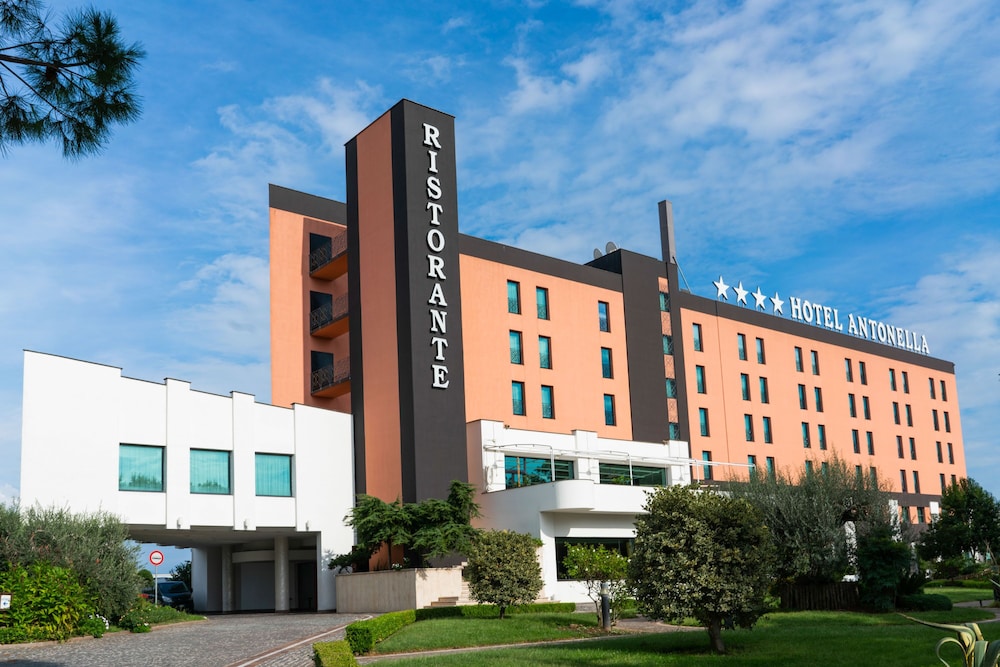 Hotel Antonella 4/75