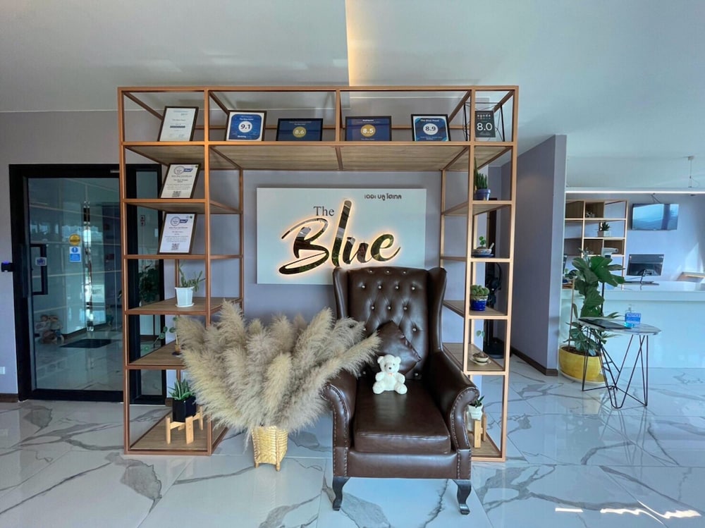 The Blue 47/76