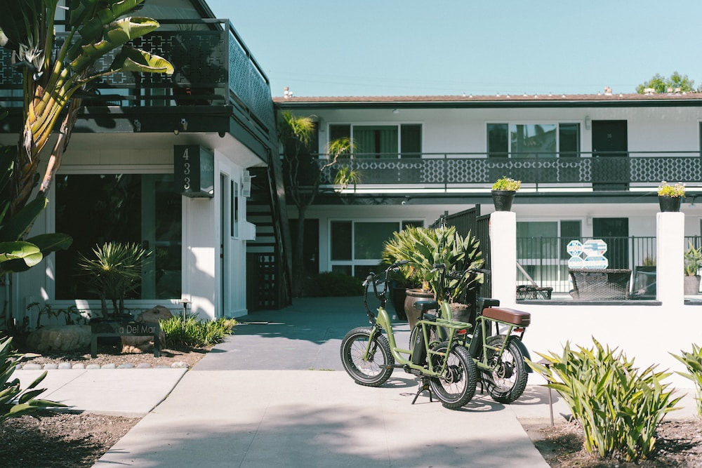 Pacific Crest Hotel Santa Barbara 3/50