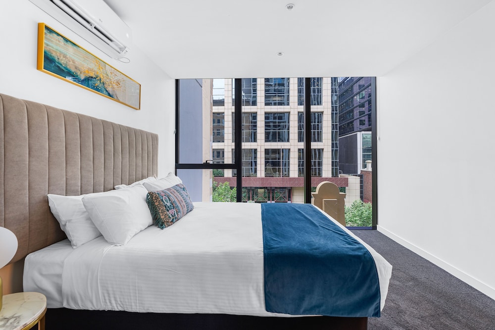 2 Bedrooms, Apartment, King and Queen Bed, Two Story, 2 Bathrooms