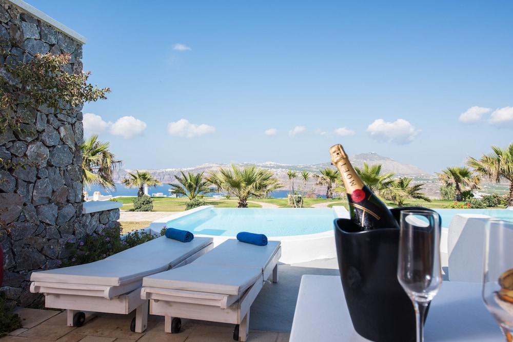Maison De Lys Luxury Suites 67/72