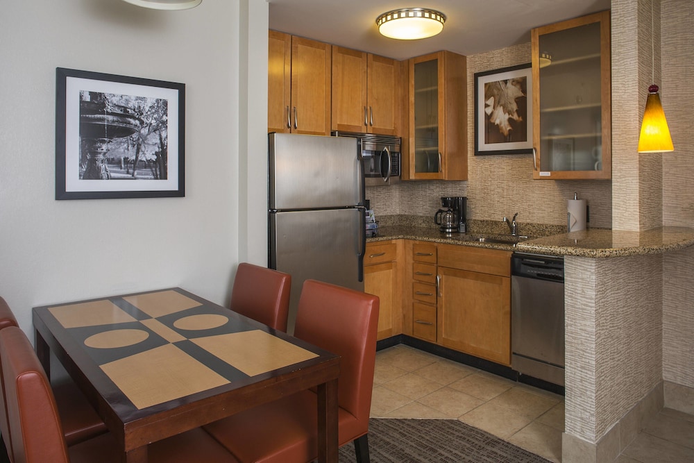 Residence Inn By Marriott Birmingham Downtown At Uab 17/27