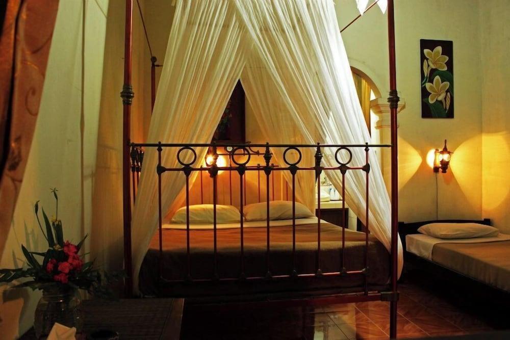 Guru Ratna Homestay 7/23