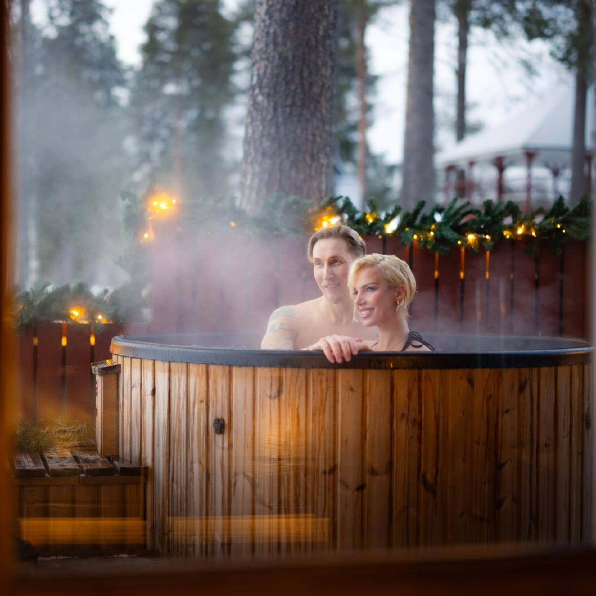 Hotel Vartiosaari - The Aurora Island 9/50