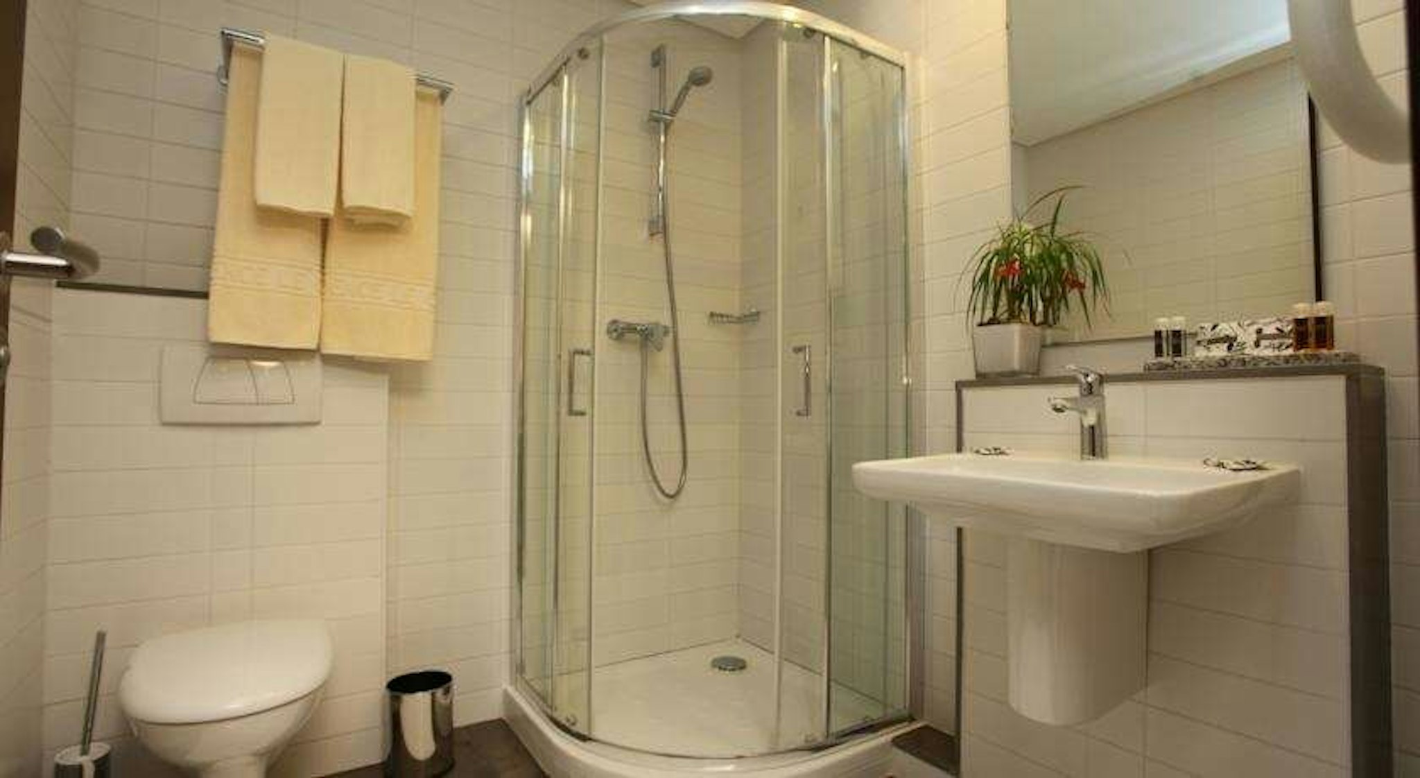 Le Corail Suites Hotel 42/43