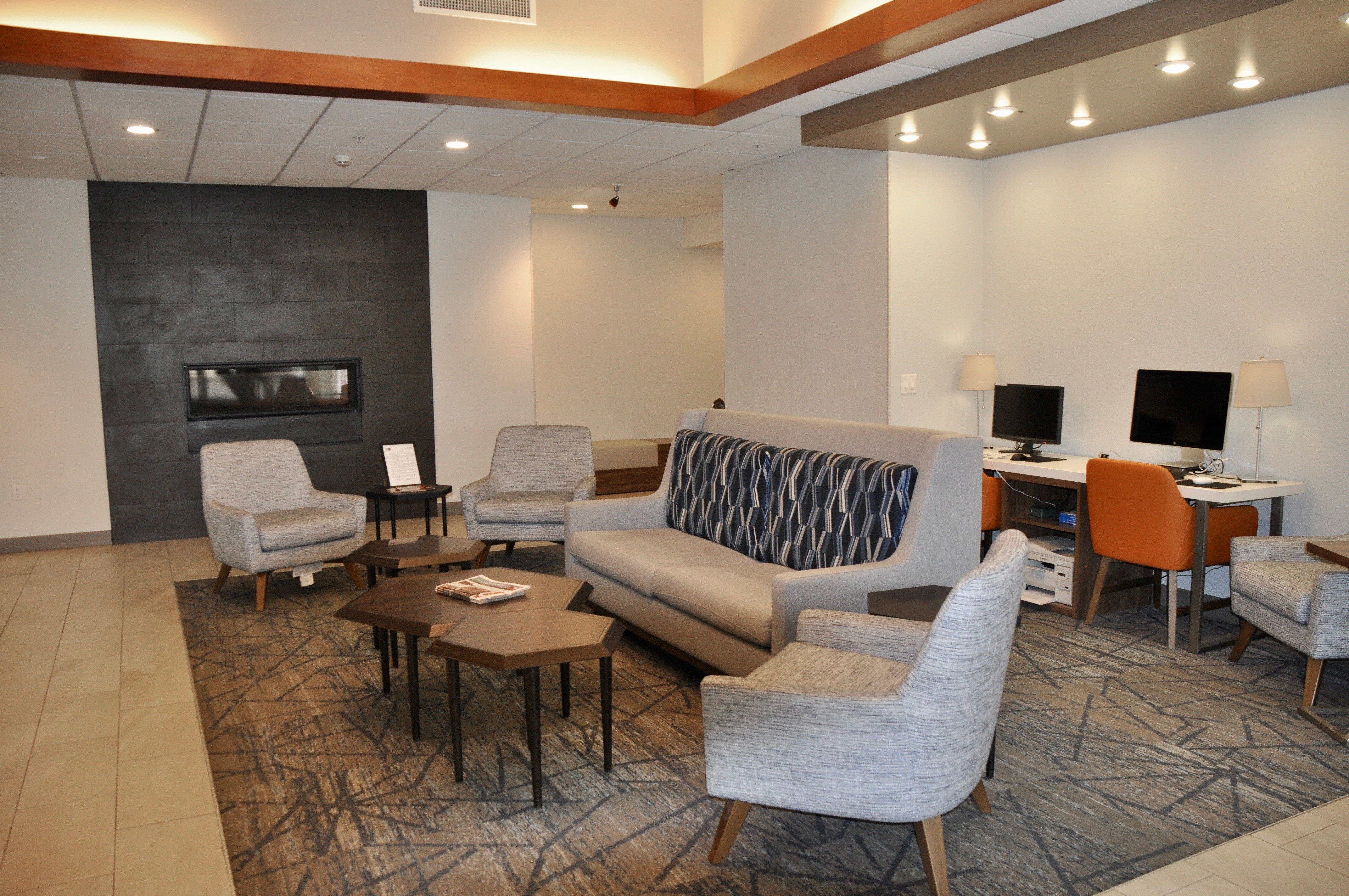Holiday Inn Express St. Croix Valley 52/76