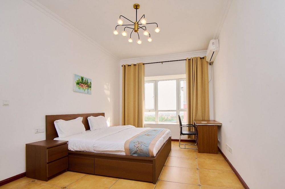 Chateau Towers Hotel Apartment 14/33