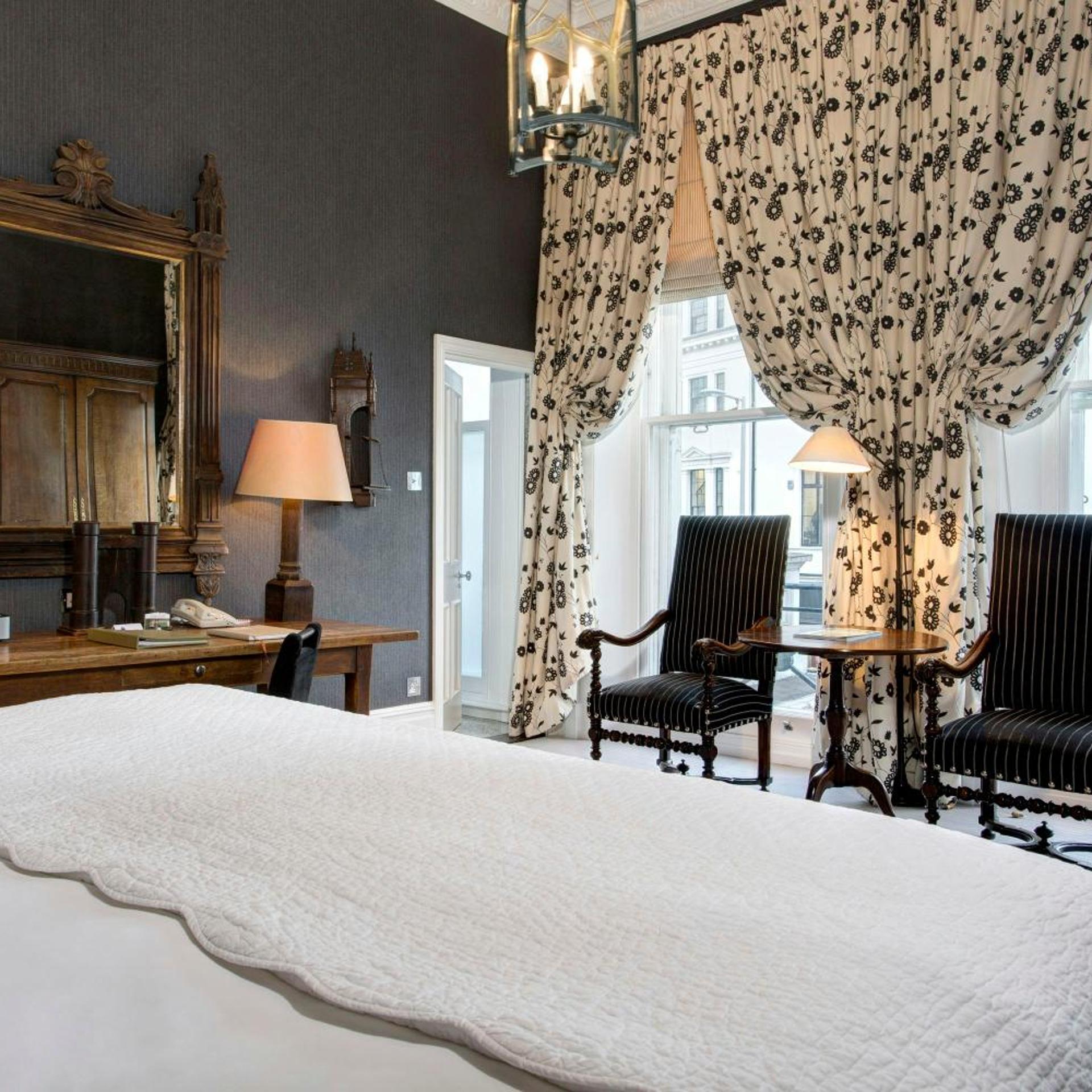 جناح جونيور بسرير فردي، The Pelham London- Starhotels Collezione 8/10