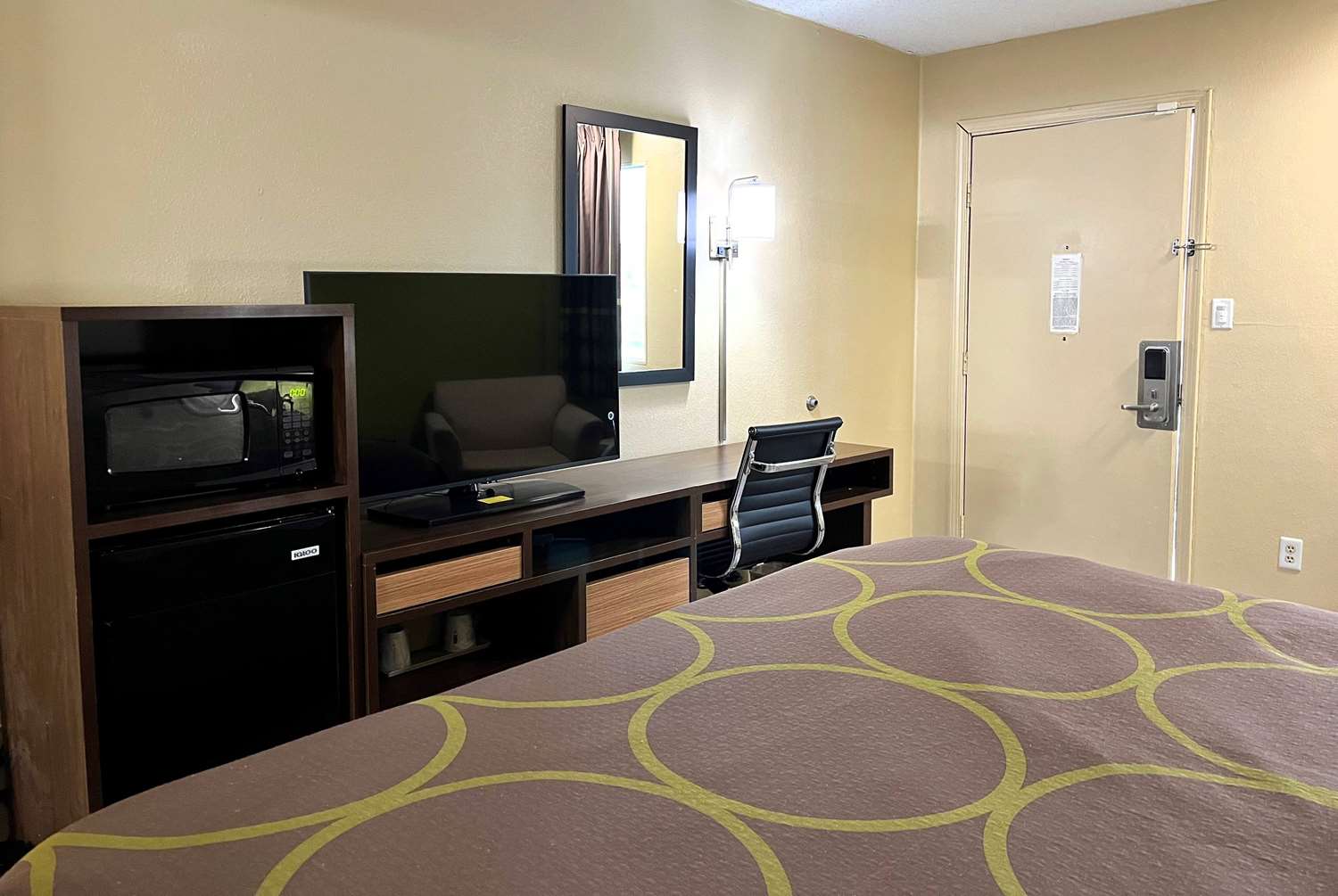 Super 8 by Wyndham Lafayette / Purdue Area 18/32