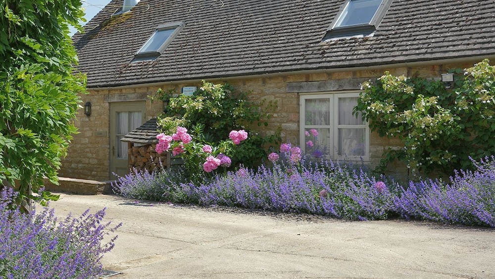 Cope Cottage 15/19