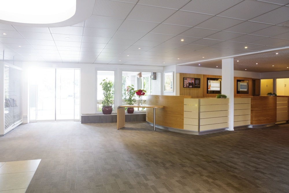 NOVOTEL LIMOGES LE LAC 2/72