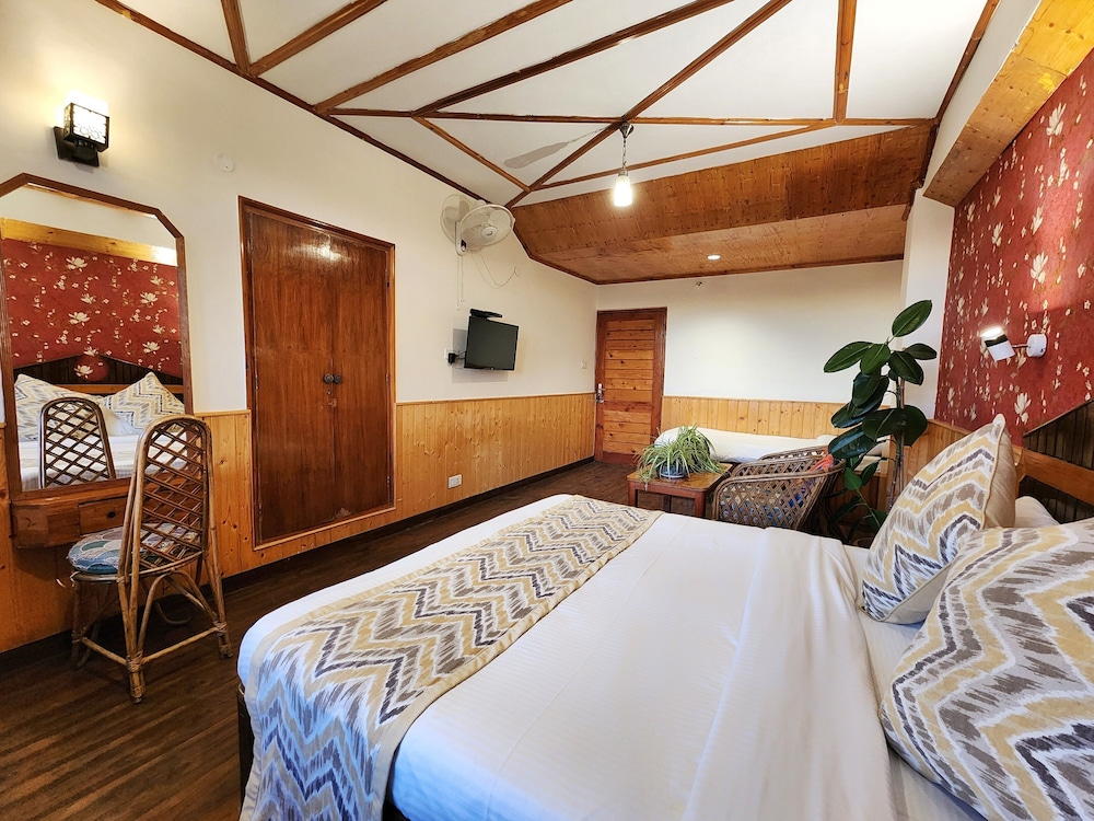 Hotel Pine View ( Pure Vegetarian ) 8/50