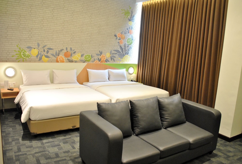 Zest, Family, 2 Queen Beds