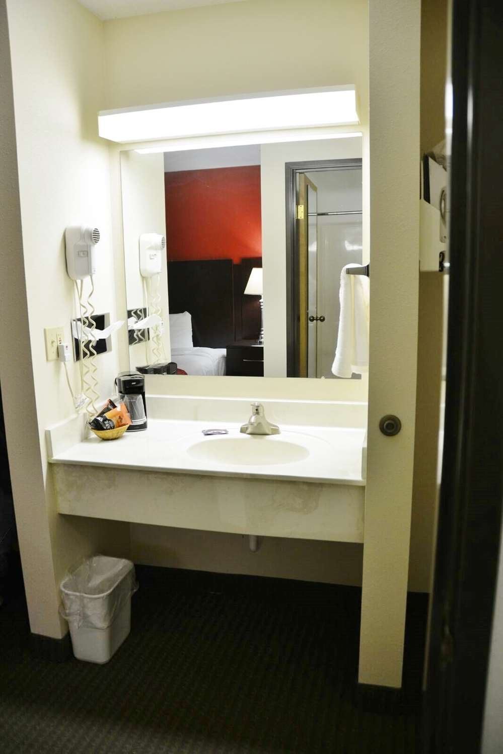Country Hearth Inn & Suites Kenton 47/47