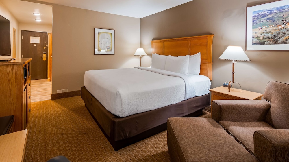 Best Western Plus Grantree Inn 8/52