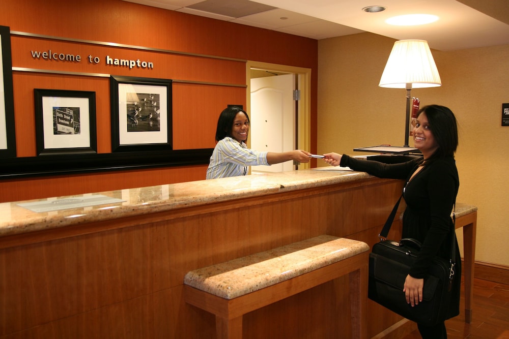 Hampton Inn Hampton Newport News Virginia 8/45