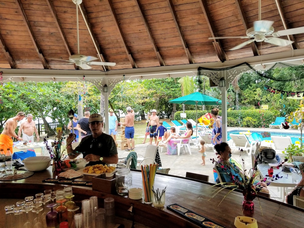 Plantation Beach Villas 33/50