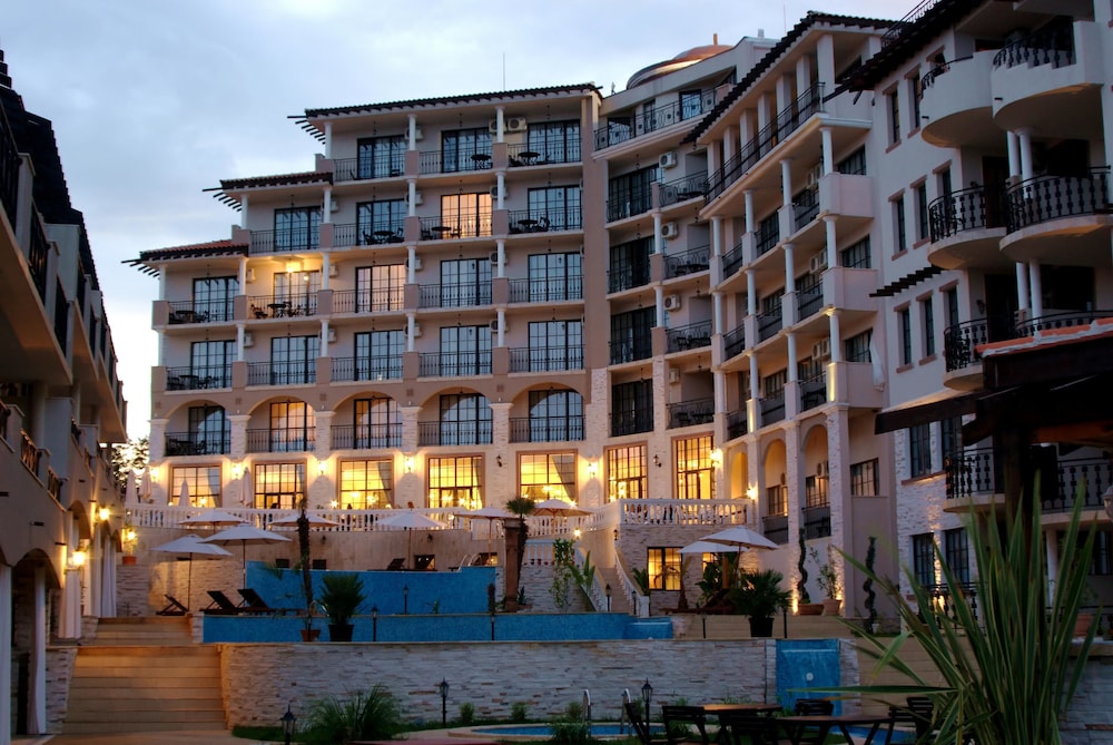 The Cliff Beach And Spa main