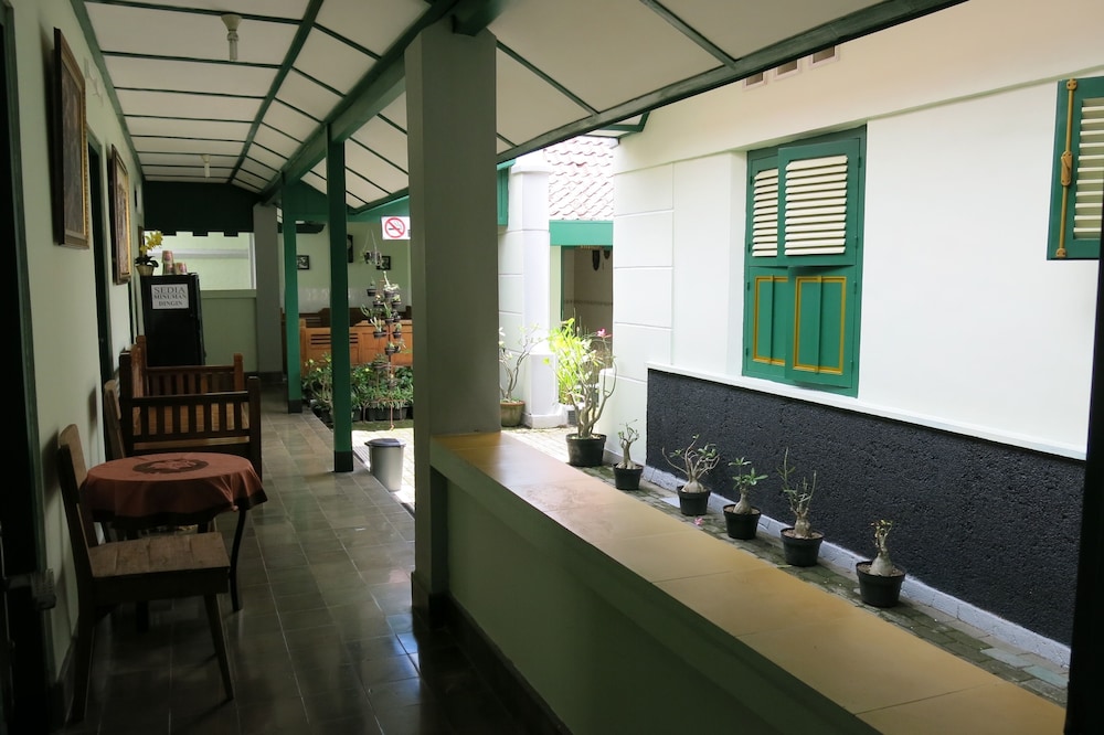 Pamularsih Homestay 8/44