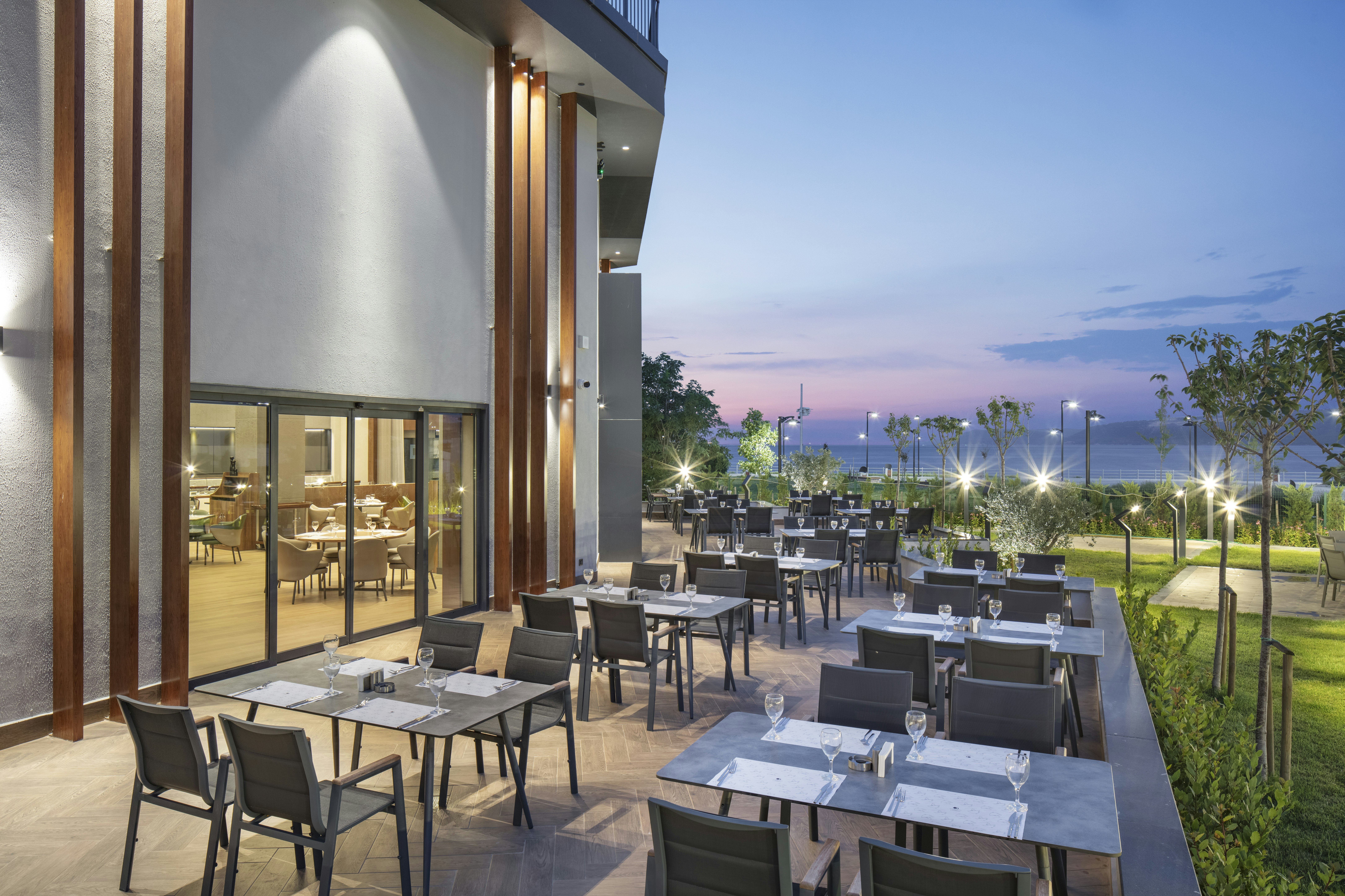 DoubleTree by Hilton Canakkale 44/56