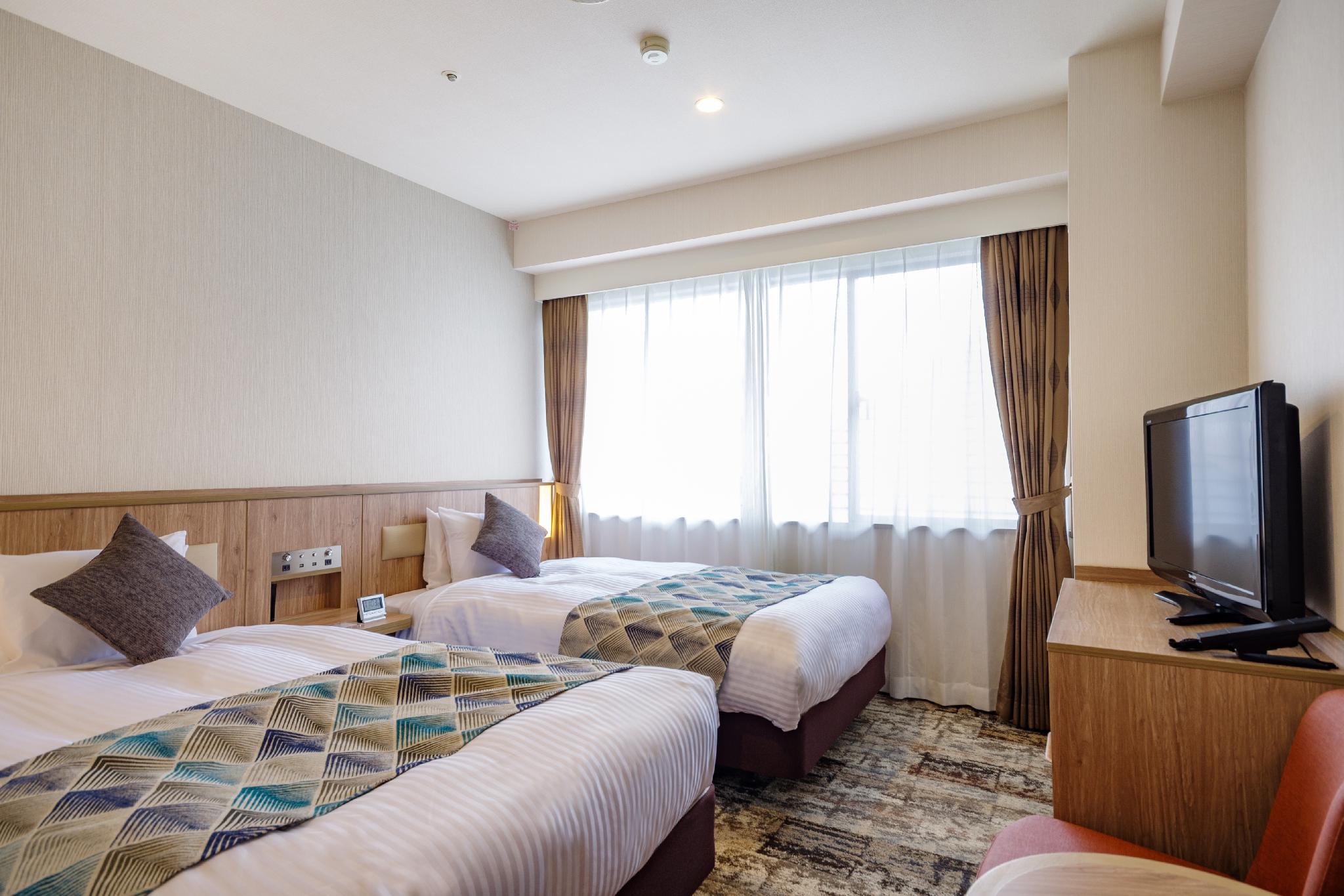 Compact, Twin Beds