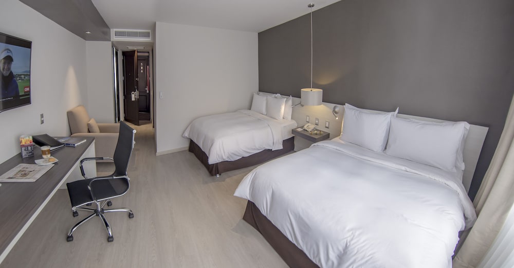 Sol de Oro Hotel And Suites 21/65