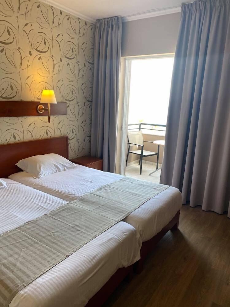 Palatino Hotel 30/83