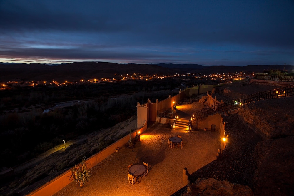 Kasbah Tizzarouine 18/23
