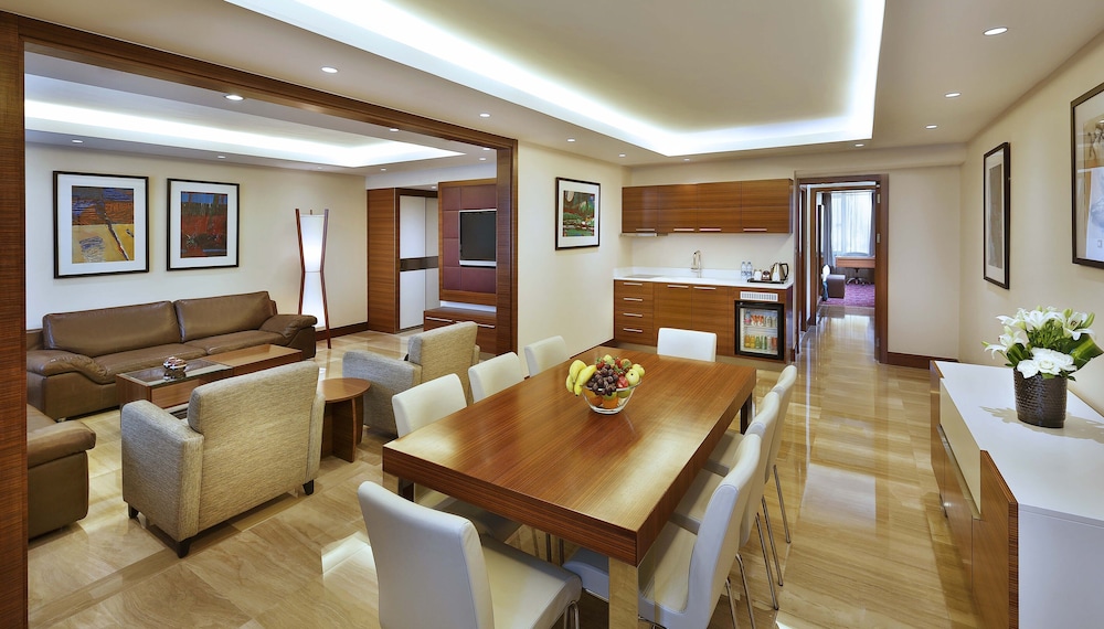 Crowne Plaza Hotel Amman 46/74
