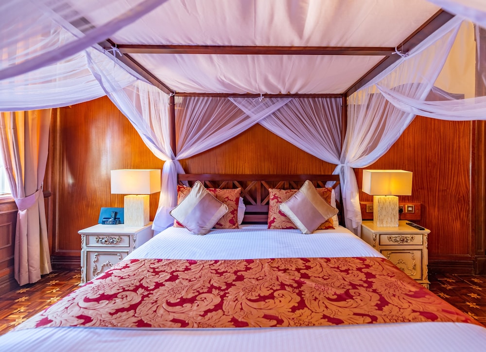 Muthu Sovereign Suites and Spa, Nairobi, Kenya 11/49