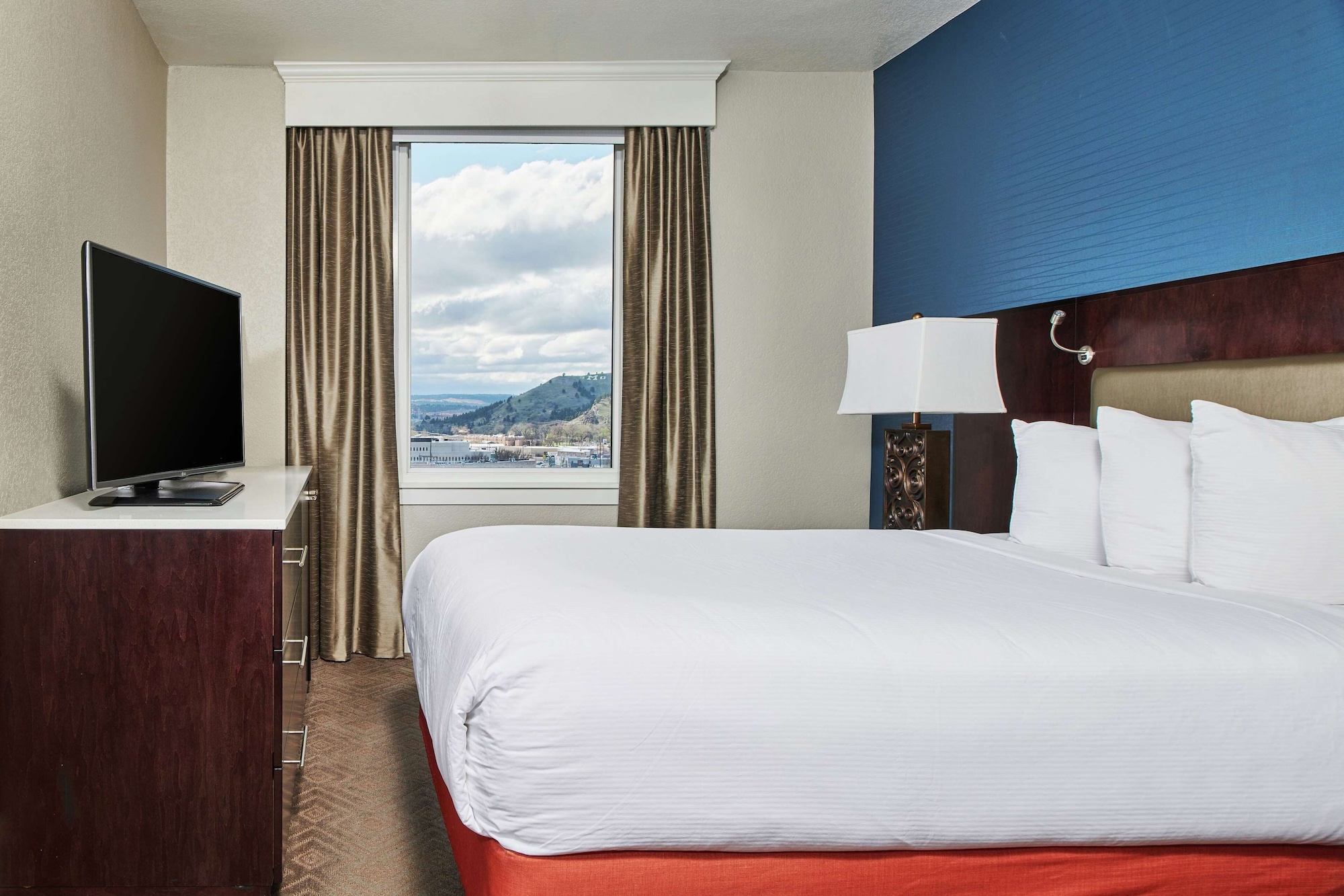 ROOM, DOUBLE BED, ACCESSIBLE