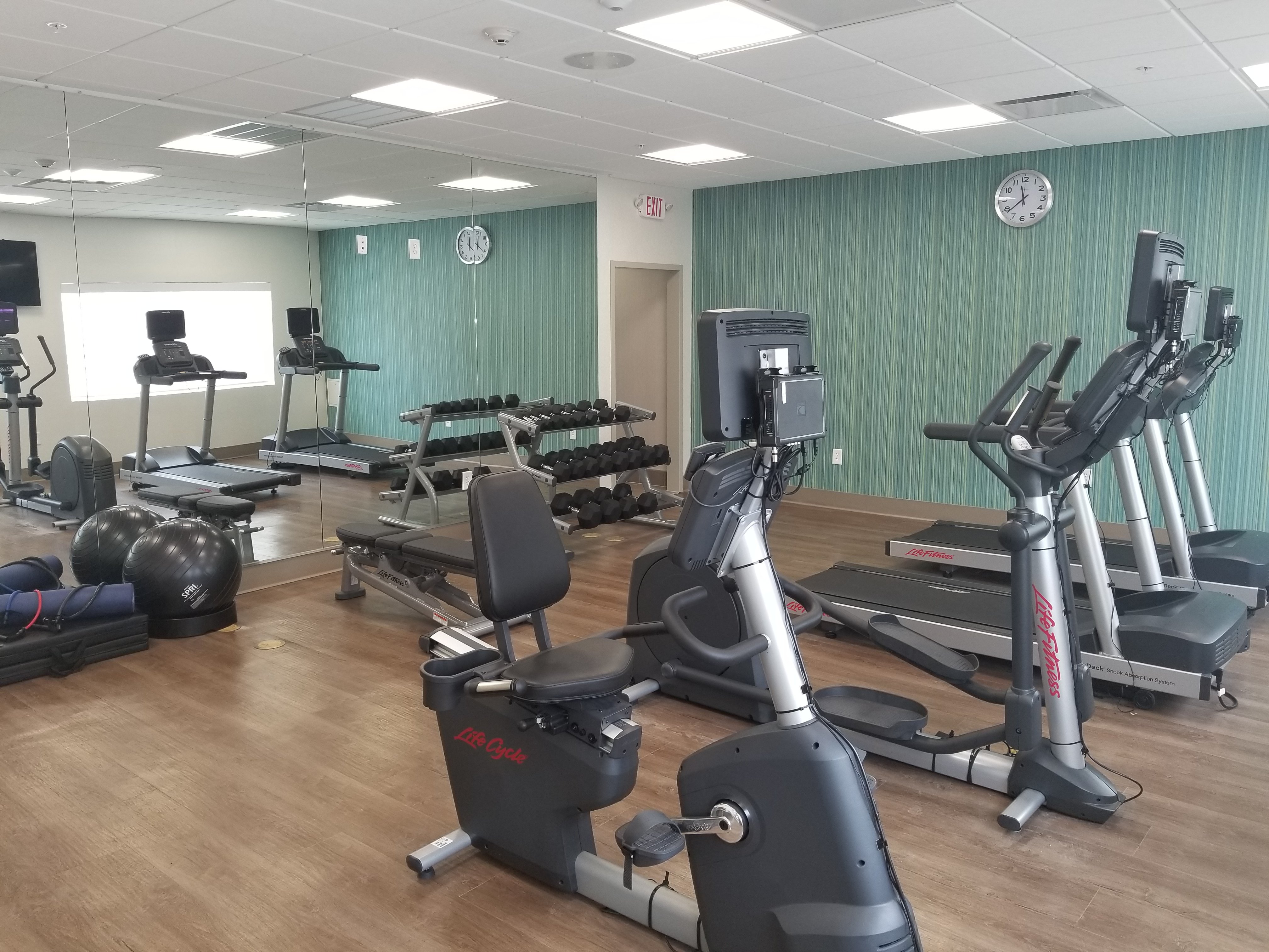 Holiday Inn Express Suites Fort Mill 37/62