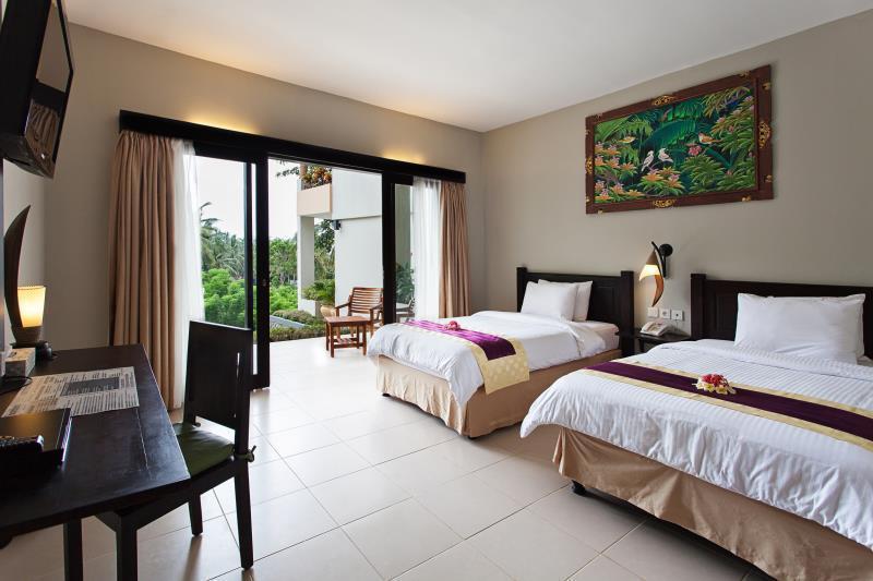 Seroja, Twin Beds