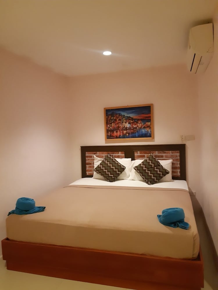 Sabai House 16/39