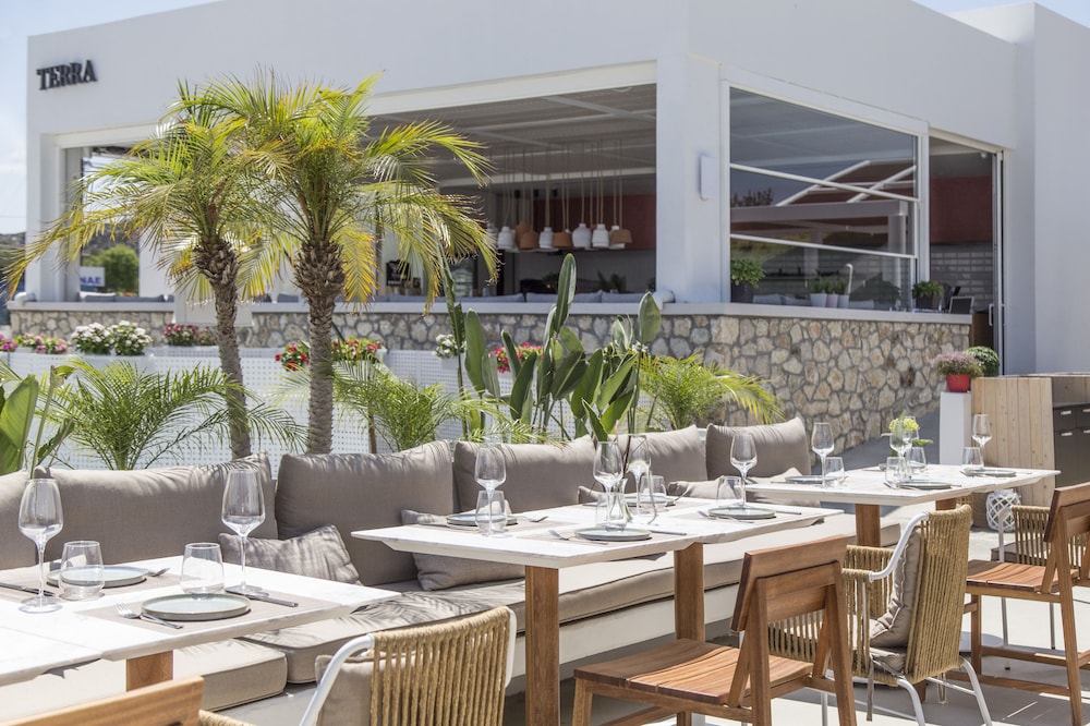 Kouros Exclusive Suites - Adults Only 56/78