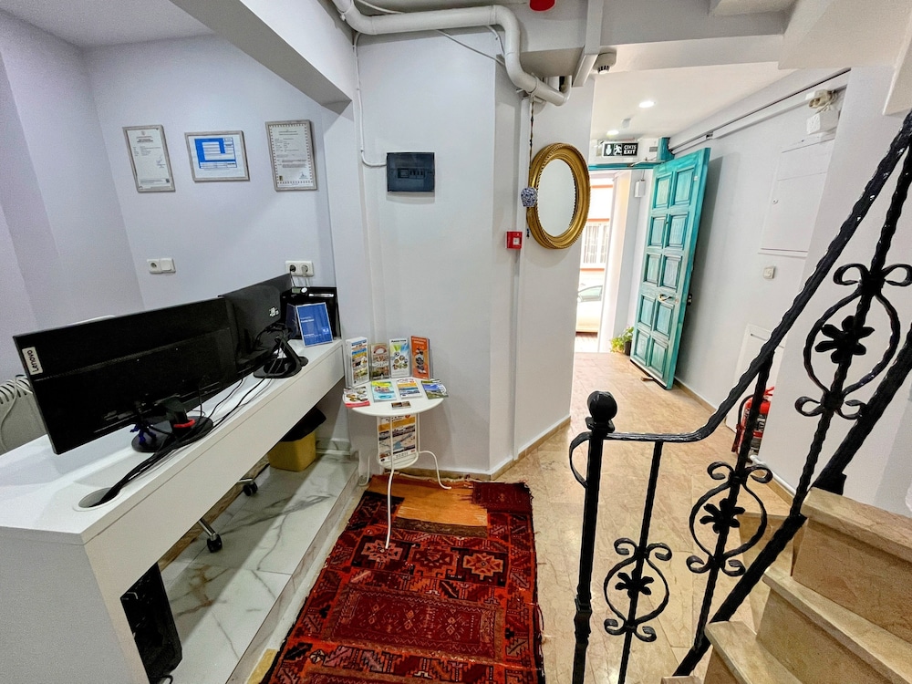 Pembe Apart Hotel 6/36