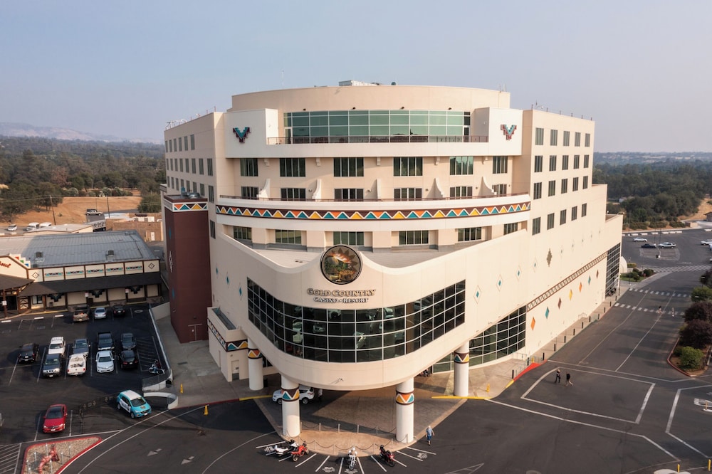 Gold Country Casino & Hotel 2/65