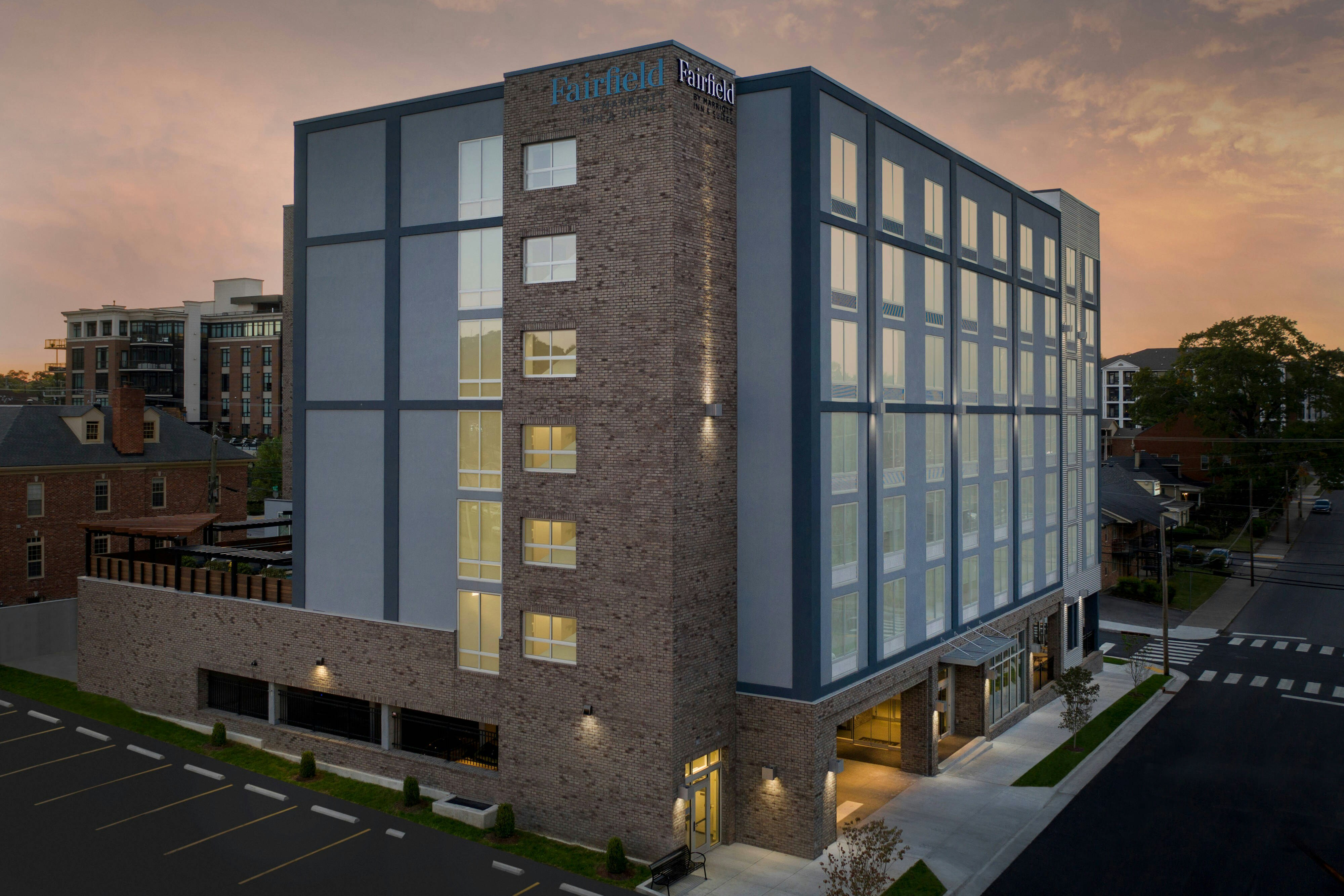Fairfield Inn & Suites by Marriott Nashville Near Vanderbilt 2/34