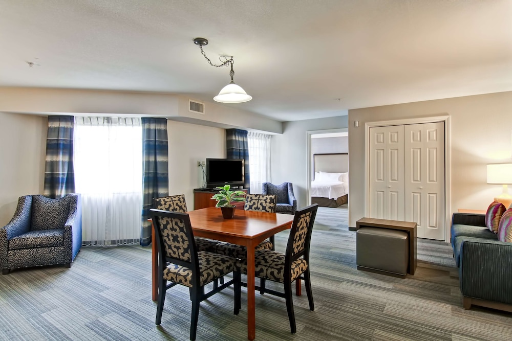 Homewood Suites By Hilton Stratford 38/51