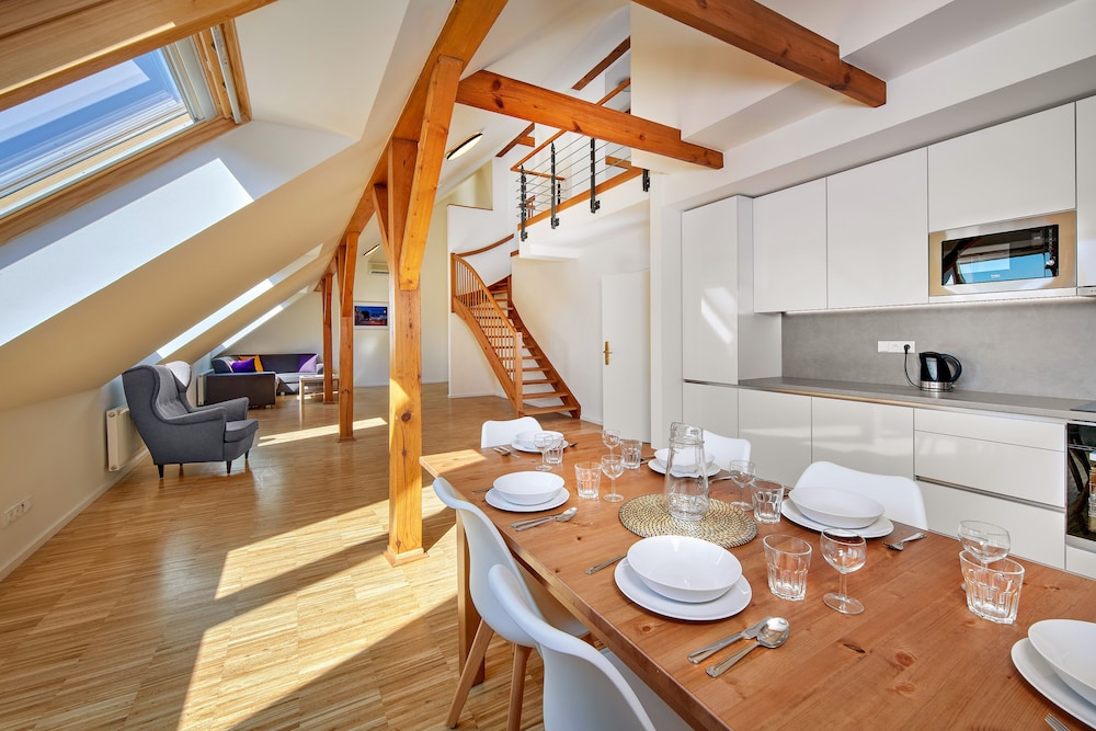 DownTown Suites Kodanska 34/42