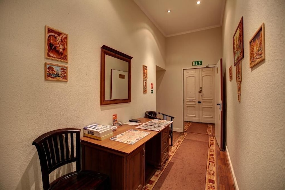 Hotel-Pension Bernstein 3/25
