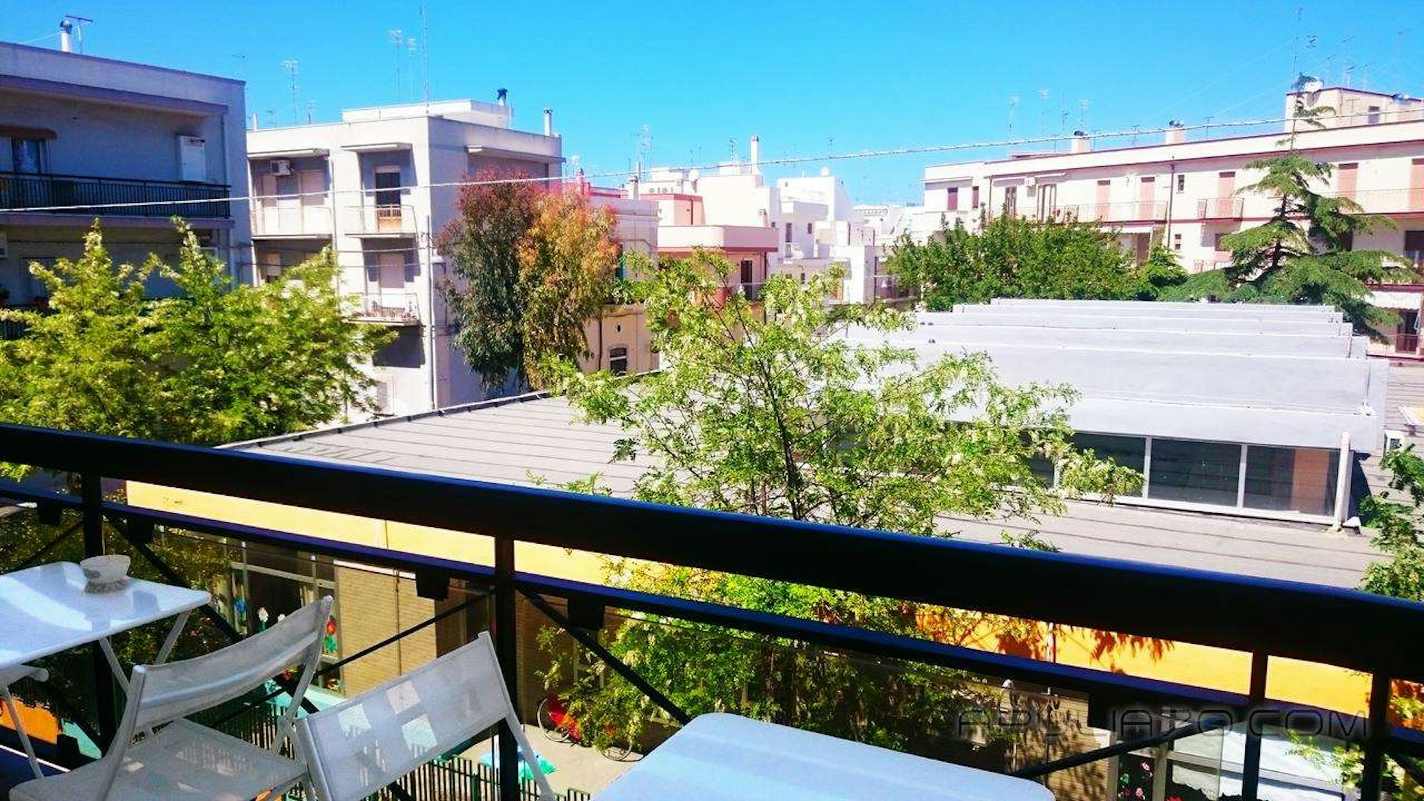 APULIA 70 HOLIDAYS 4/63