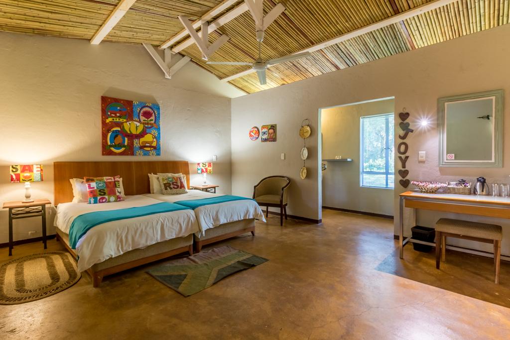 Gecko Lodge 10/86