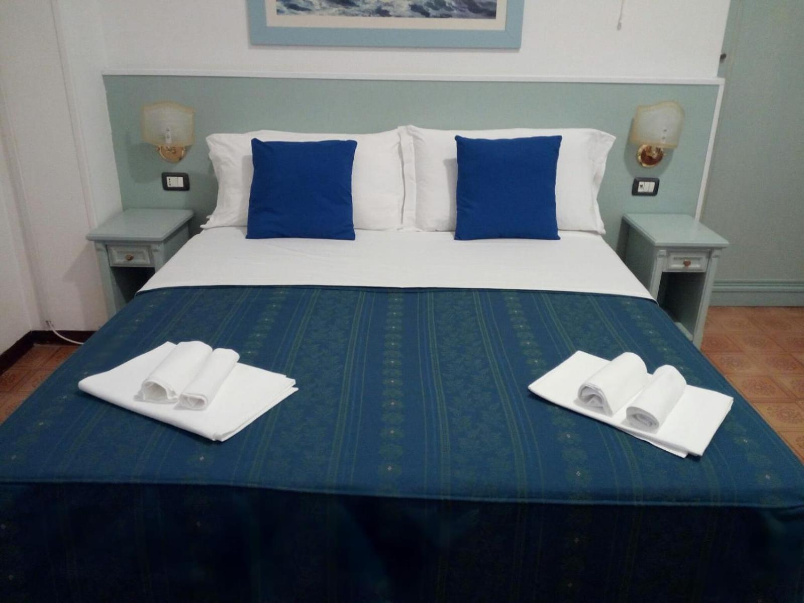 Hotel Mercede 2 25/50