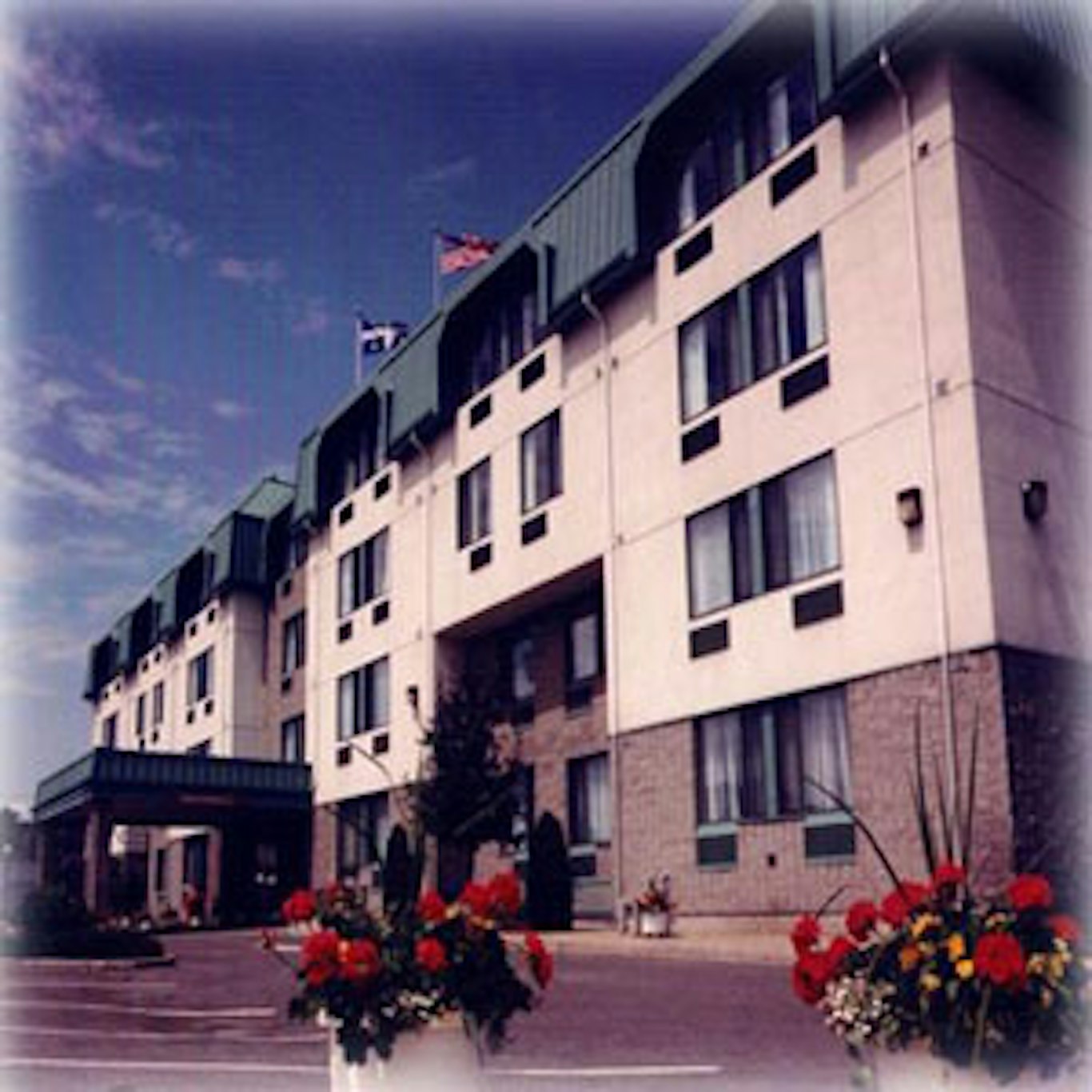 Repotel Henri IV Quebec 1/12