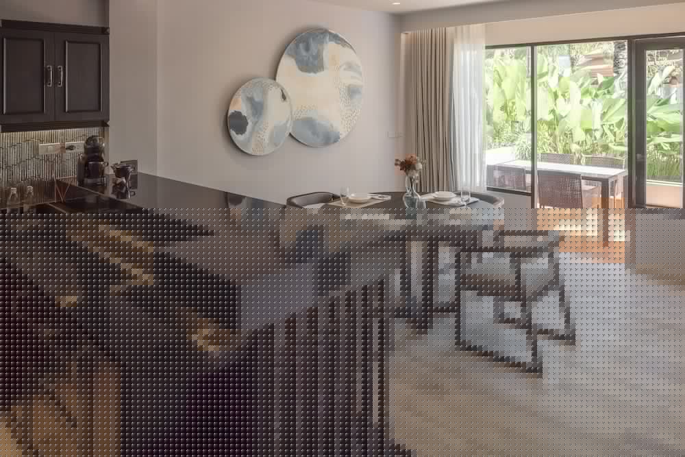 Royal Embassy Resort 52/65