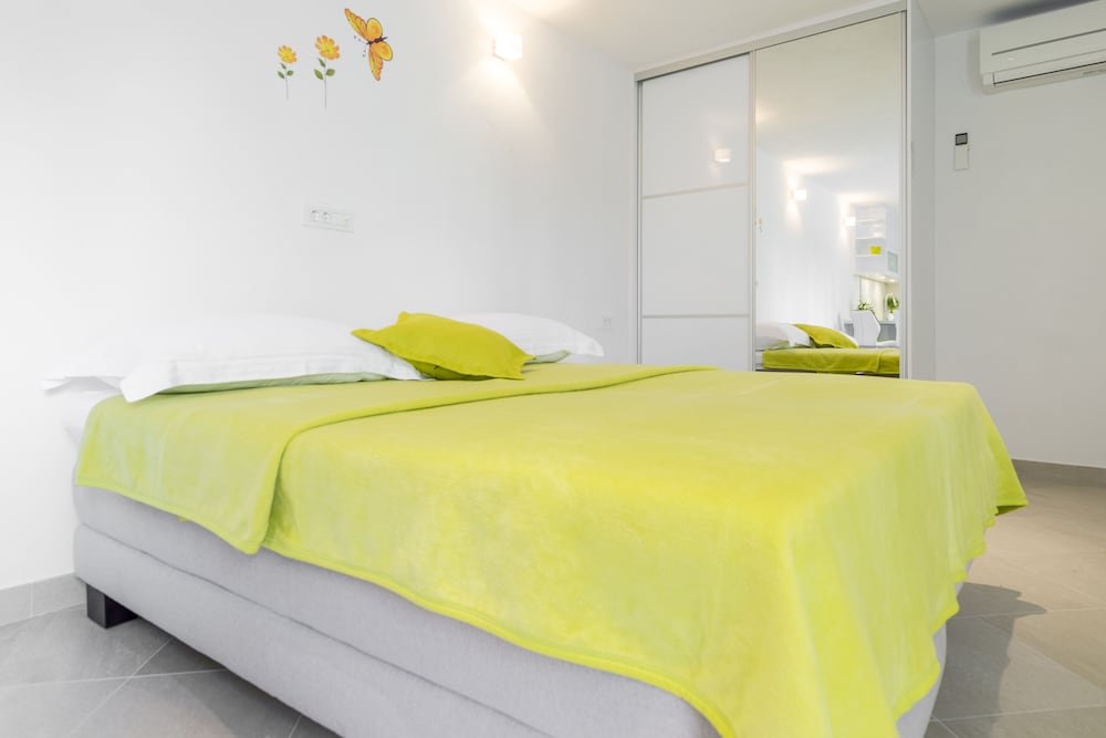 Apartmani Nikolina 12/50