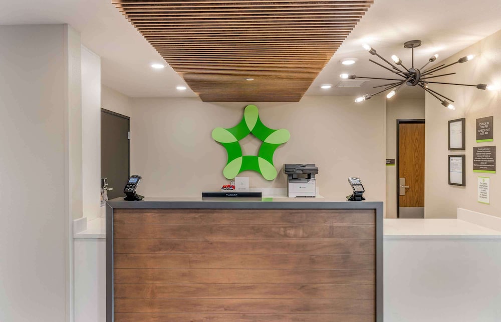 Extended Stay America Premier Suites - San Diego - San Marcos 1/21