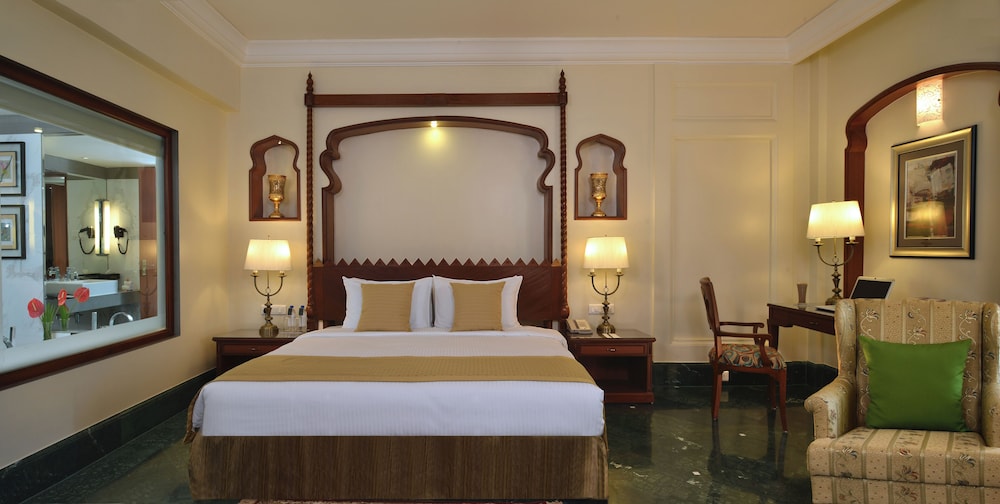 Indana Palace Jodhpur 9/42